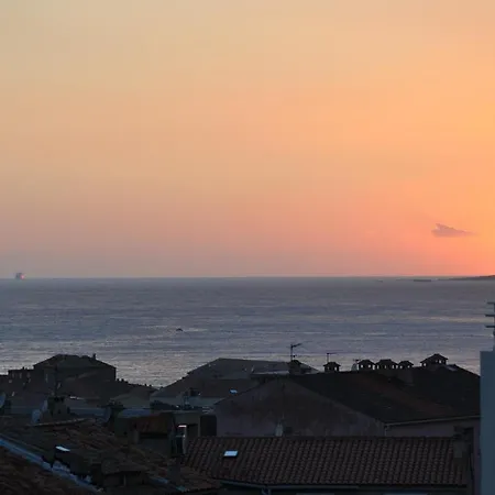 Les Jardins De Quatrina 2 Vue アパート *